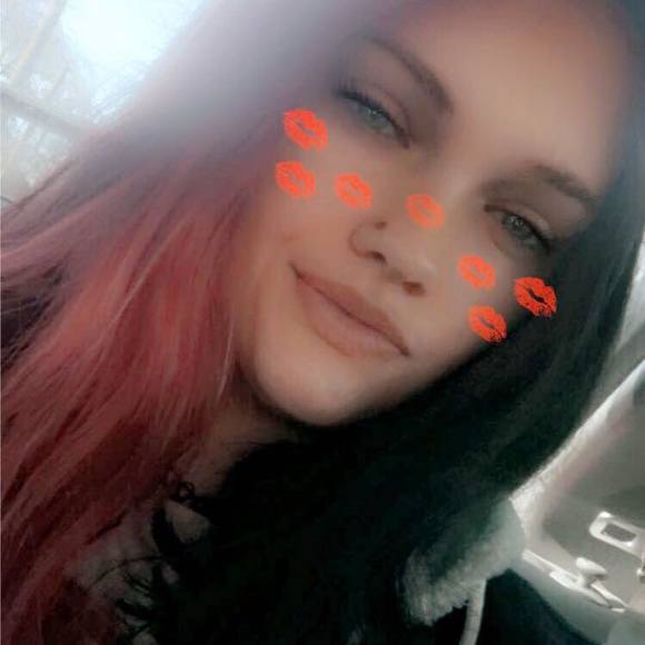 Profile Picture of Allison Roberts (@alicatt2013) on Poshmark