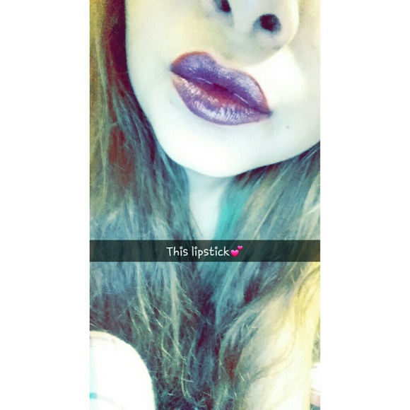 Profile Picture of Hazel Gonzalez (@misshazellynn) on Poshmark