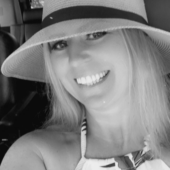 Profile Picture of Amy Wienstroer (@amywienstroer) on Tiktok