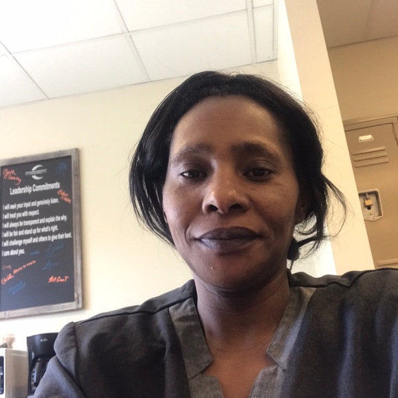 Profile Picture of Jane Mburu (@shiru916) on Poshmark