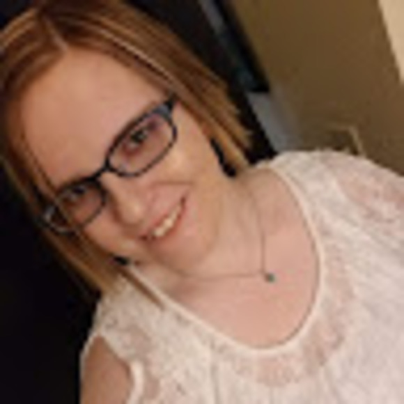 Profile Picture of Cassandra Arndt (@cassiegerr) on Poshmark