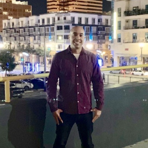 Profile Picture of Fernando Duran (@fernie0707) on Poshmark