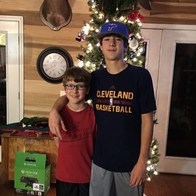 Profile Picture of Jacob Jett (@jacobjett11) on Twitter