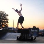 Profile Picture of Robert Darrell Emberton (@radagast______) on Instagram