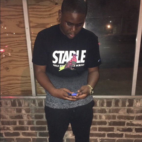 Profile Picture of Albert Hall (@gd_albertt) on Poshmark