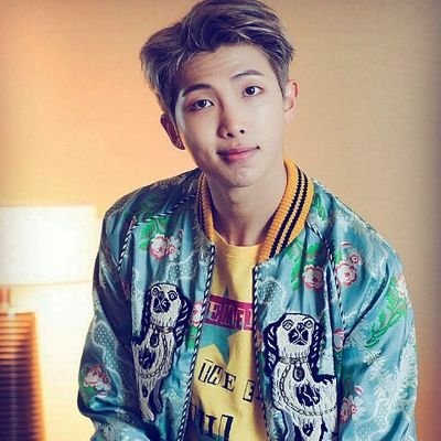 Laura Lopes - Twitter Profile Picture of Laura Lopes (@kim_laura_3212) on Twitter