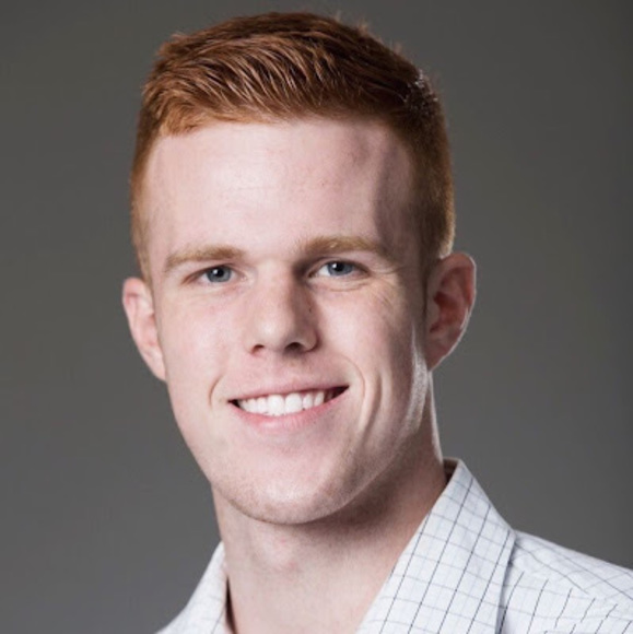 Profile Picture of Erik Biberstein (@ebiberst) on Poshmark