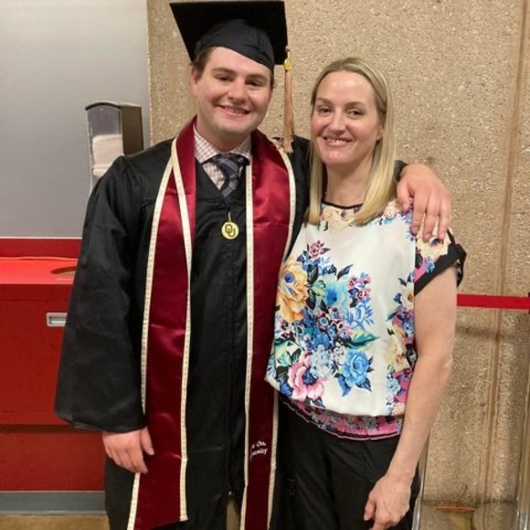 Profile Picture of Hunter Couch (@huntacouch) on Poshmark