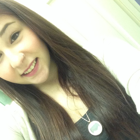 Profile Picture of Brianna Rasile (@blr4295) on Poshmark