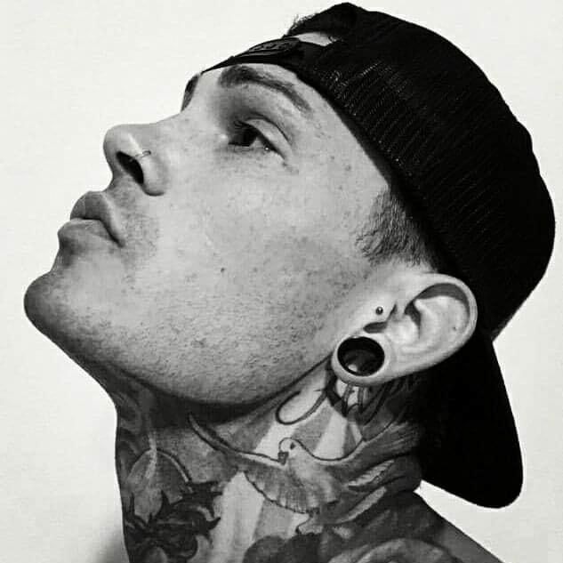 Profile Picture of DUSTIN TYLER (@@omfgitsdustintyler) on Tiktok