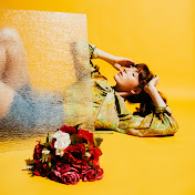 Eloise Yaskiw - Youtube Profile Picture of Eloise Yaskiw (@miss.red.) on Youtube