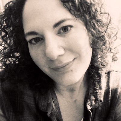 Profile Picture of Amanda Castellano (@letsgoketo) on Twitter
