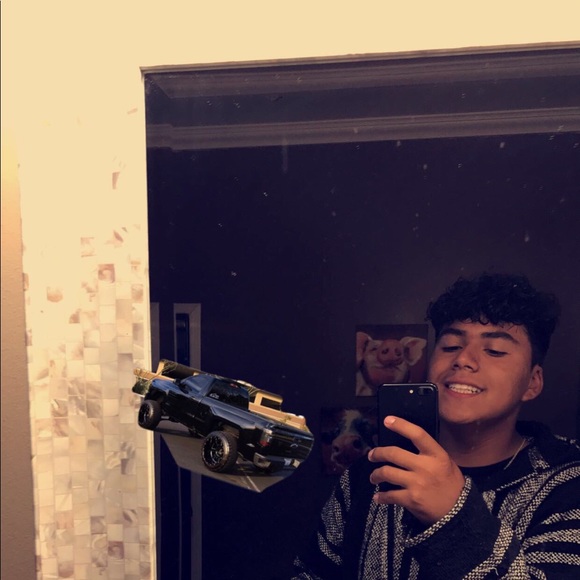 Profile Picture of Jasten Najera (@jxstenn) on Poshmark