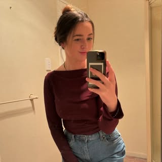 Profile Picture of crystal gaskell 🌙 (@crystal.gaskell) on Instagram