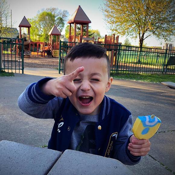 Profile Picture of Sebastian Vega (@sebastian1304) on Poshmark