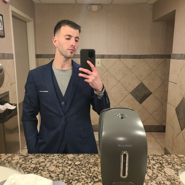 Profile Picture of Gary Nat (@garynatiello) on Tiktok
