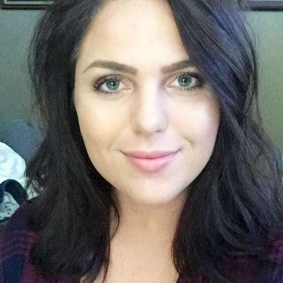 Profile Picture of Adalida Moore (@killerqueene) on Poshmark