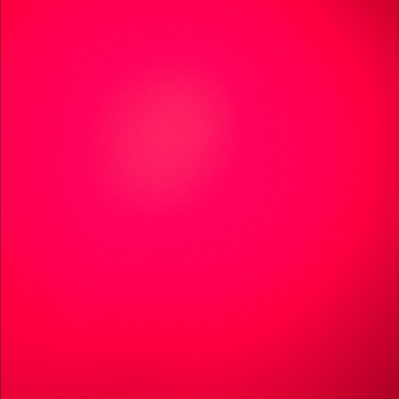 Profile Picture of Sofiya Dunajskj (@sofidunajskj) on Poshmark