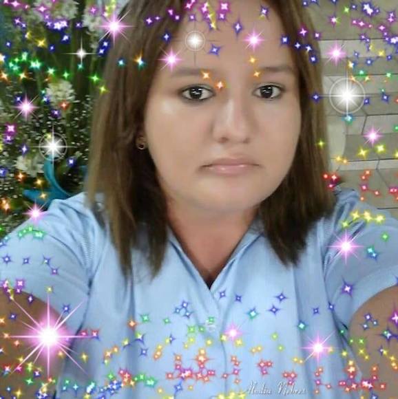 Profile Picture of Lorena De galdamez (@rubiolorena676) on Poshmark