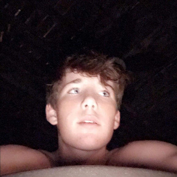 Profile Picture of Zachary Stevens (@zacharystevens1) on Poshmark