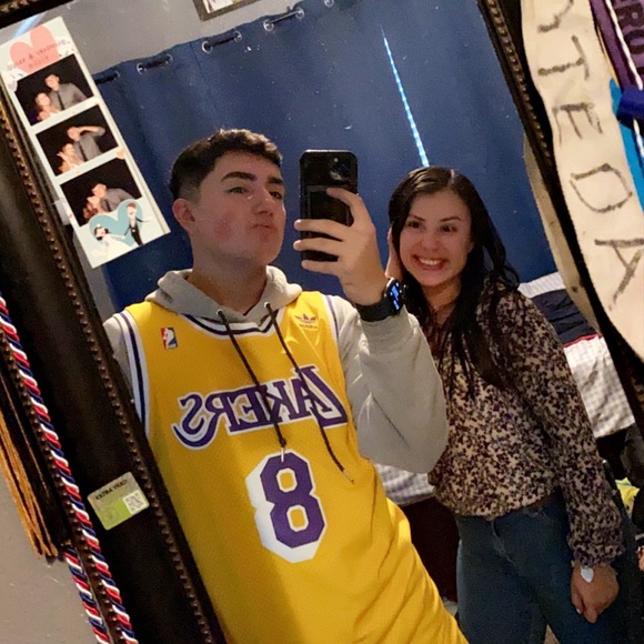 Profile Picture of Brandon Ojeda (@kingbrandon20) on Poshmark