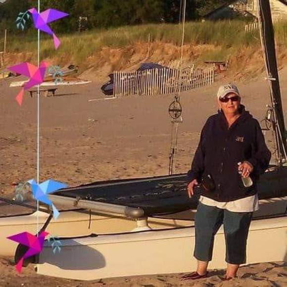 Profile Picture of Debbie Lycans (@debbielycans) on Poshmark