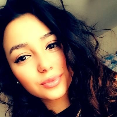 Profile Picture of Camelia Daniela (@CameliaDaniel10) on Twitter
