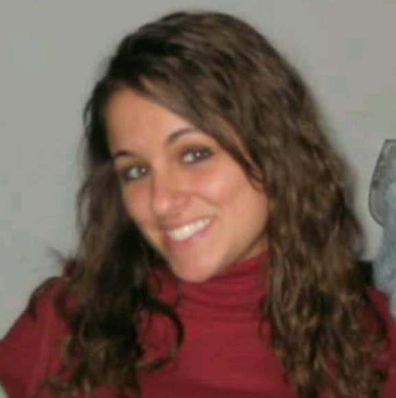 Profile Picture of Maria Schaffstall (@mariare222) on Poshmark