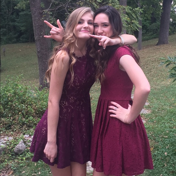 Taylor Bechel - Poshmark Profile Picture of Taylor Bechel (@bechetay) on Poshmark