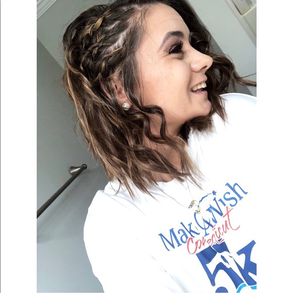 Profile Picture of Jaime Smith (@jaimerose121212) on Poshmark