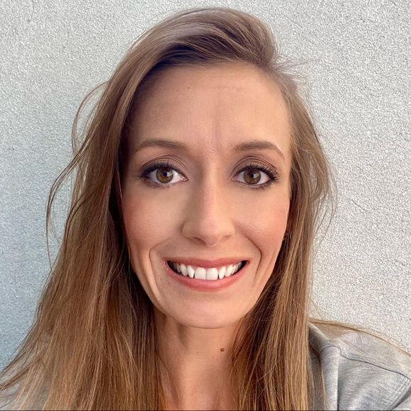 Bridgette Kaskin - Poshmark Profile Picture of Bridgette Kaskin (@blkaskin) on Poshmark