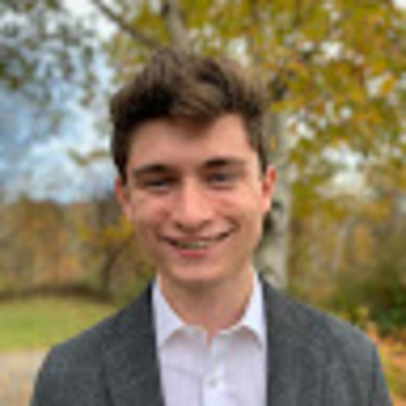 Profile Picture of Jacob Golden (@jakego321) on Poshmark