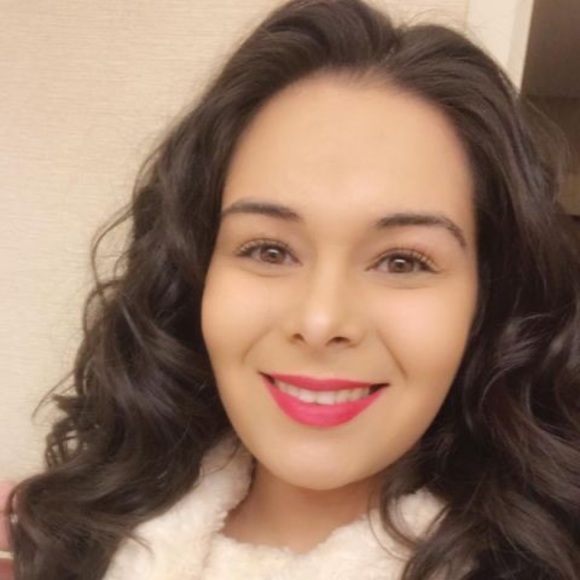 Profile Picture of Emily Gorospe (@emily_gorospe) on Poshmark