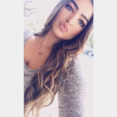 Profile Picture of AlexisBourn👸🏽 (@alexisdiana95) on Twitter