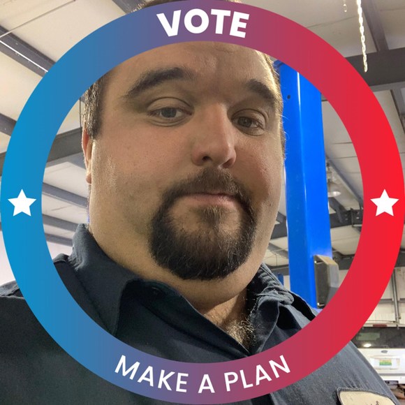 Profile Picture of David Griffith (@bamadavegriff24) on Poshmark