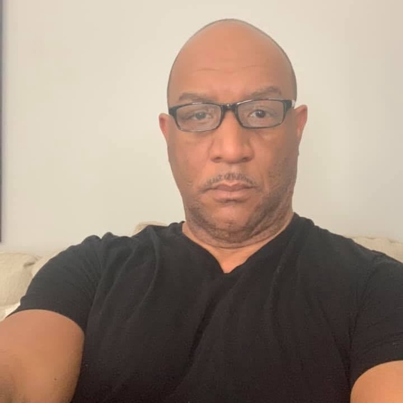 Profile Picture of Frederick Thomas (@frederick55) on Poshmark