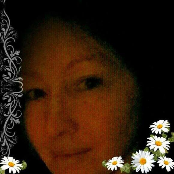 Profile Picture of Vicky Wetherby (@vickywetherby) on Poshmark