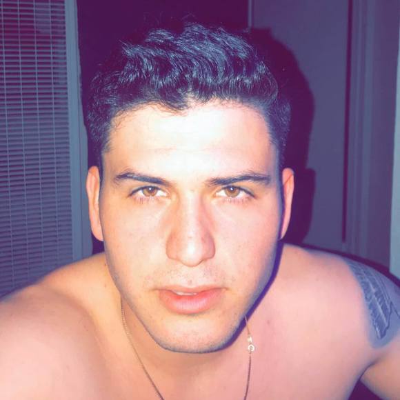 Profile Picture of Brandon Lopez (@lopezbrandon555) on Poshmark