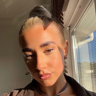 Profile Picture of 𝐈𝐬𝐚𝐛𝐞𝐥𝐥𝐚 𝐖𝐢𝐥𝐥𝐢𝐚𝐦𝐬 (@isabellawills_) on Twitter