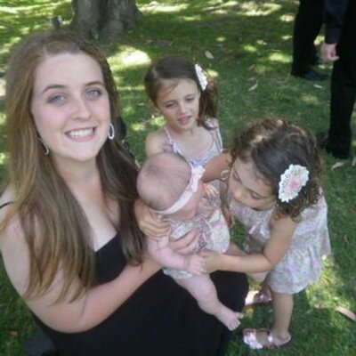 Profile Picture of Libby Cooper (@itsgottabelibby) on Twitter