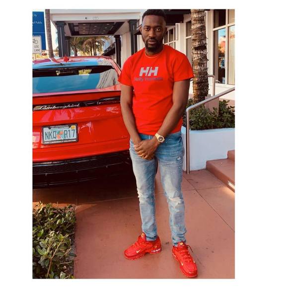 Profile Picture of Dillon Barrett (@dbarrett81) on Poshmark