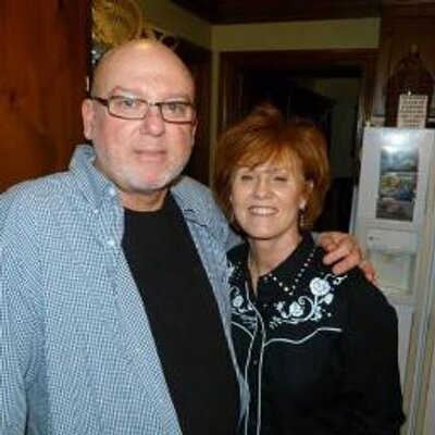 Profile Picture of Kim Thrasher (@KettleQueen) on Twitter