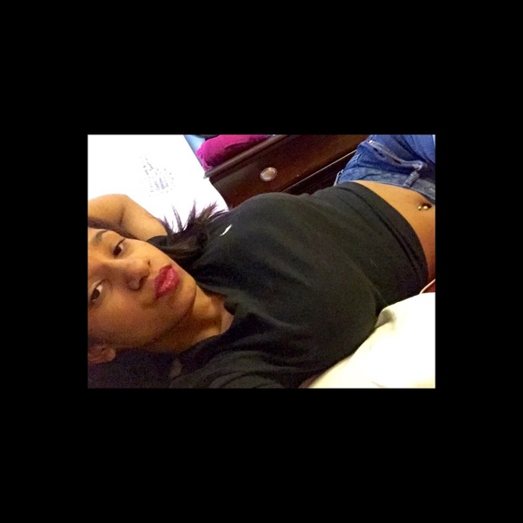 Profile Picture of Ashley Jimenez (@pureehell) on Poshmark