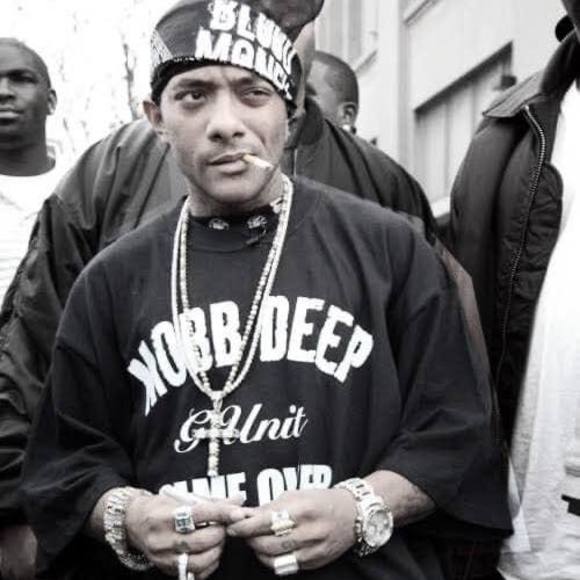 Profile Picture of Kevin Alexander (@kevinasmal90) on Poshmark