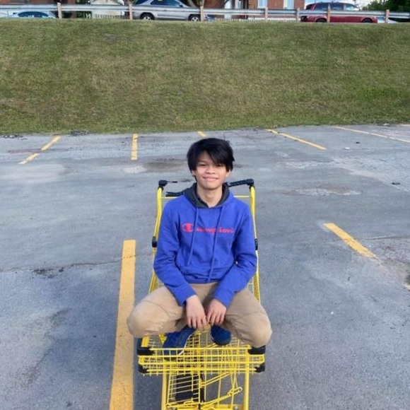 Profile Picture of Nathan gabriel Mata perez (@nathper) on Poshmark