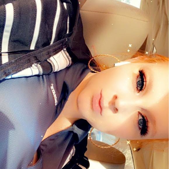 Profile Picture of Daisey Prowell (@daisey_prowell) on Poshmark