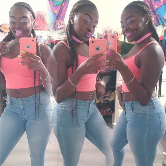 Profile Picture of Genae Walker (@genaewalker) on Poshmark