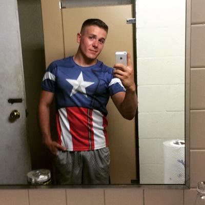 Profile Picture of Darrel Wayne (@DarrelWayne1) on Twitter