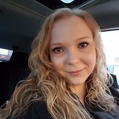 Profile Picture of Ashley Lazina (@themetaleaf) on Twitter