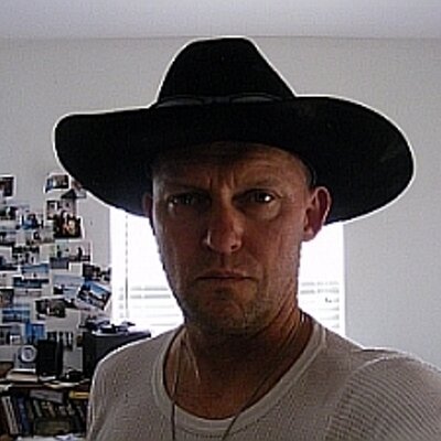 Profile Picture of Tom Brower (@tomsmenu) on Twitter